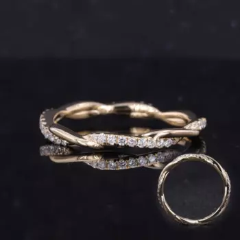 Кольцо из желтого золота с муассанитом, 10 к