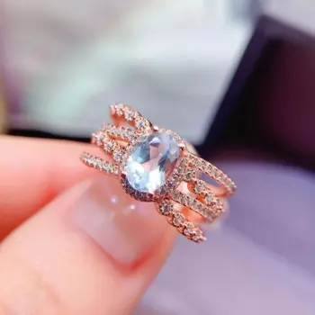 Кольцо с голубым топазом, серебро 925 пробы, 5 мм * 7 мм