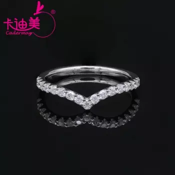 Кольцо вечное из серебра 925 пробы, с муассанитом