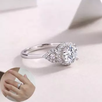 Кольцо женское из серебра 100% пробы, 1 карат