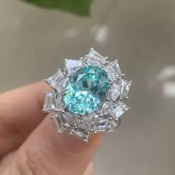 Кольцо женское из серебра 925 пробы, 6,35 карат