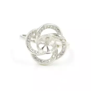 Кольцо женское из серебра 925 пробы с жемчугом 9-11 мм