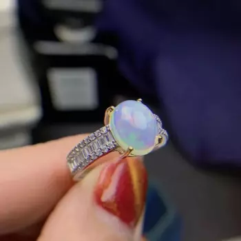 Кольцо женское из серебра 925 пробы, 8 мм х 10 мм