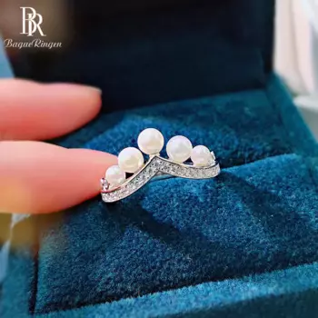 Кольцо женское из серебра с пресноводным жемчугом