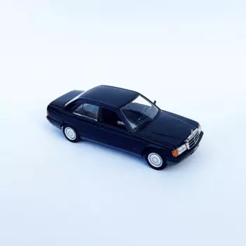 Коллекционная модель автомобиля из сплава под давлением 1/24, масштаб 1983, 190E, W201, коллекция сувенирных украшений, игрушечный автомобиль