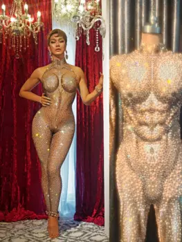 Комбинезон с жемчужинами и бриллиантами для танцев