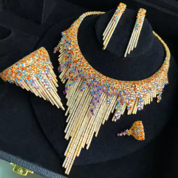 Комплект из колье и кольца, с фианитом