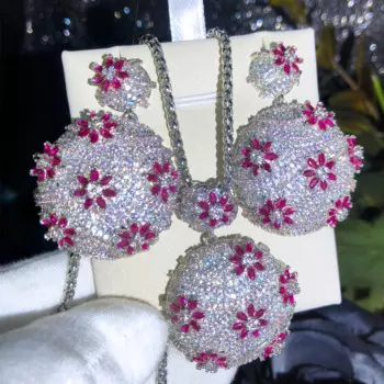 Комплект из колье и серёг, с фианитом