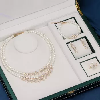 Комплект из колье и серёг, с жемчугом и фианитами