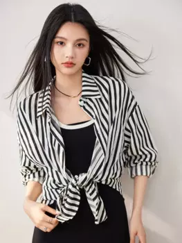 Комплект рубашки в черную полоску для женщин, комплект из двух предметов, модная куртка с длинной юбкой на подтяжках, осень 2024