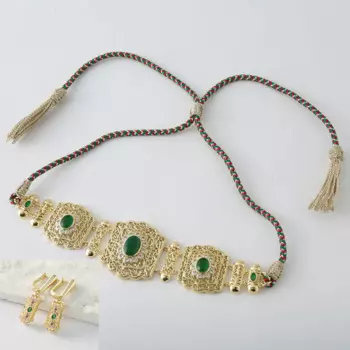 Комплект женских украшений из колье и серёг
