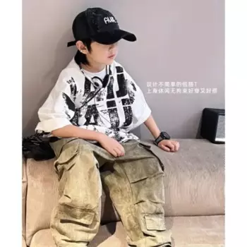 Комплекты для мальчиков футболка с коротким рукавом и длинные брюки летние детские костюмы из двух частей градиентные повседневные свободные костюмы с разноцветными буквами