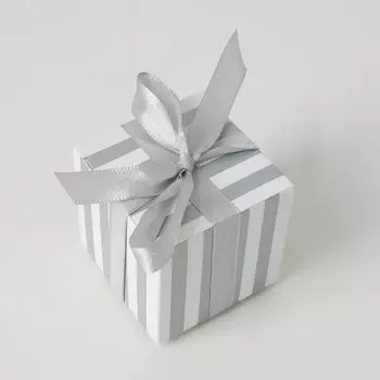 Коробки для сувениров картонные золотые/серебряные 10 шт