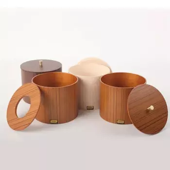 Корзина для мусора из массива дерева с крышкой