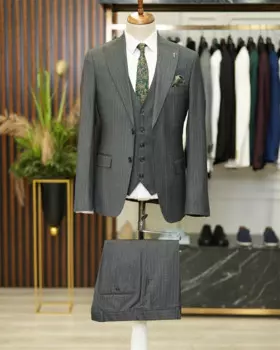 Костюм мужской деловой из блейзера и брюк, 3 шт.