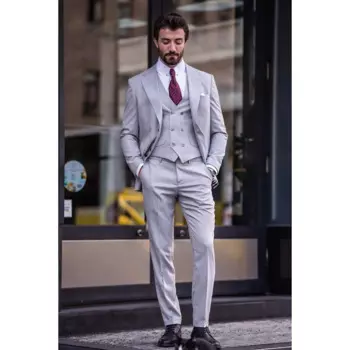 Костюм мужской из блейзера, брюк и жилета, однобортный