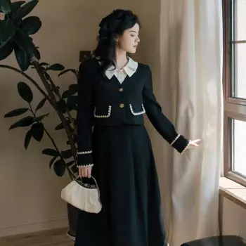 Костюм женский из двух предметов, блейзер и юбка