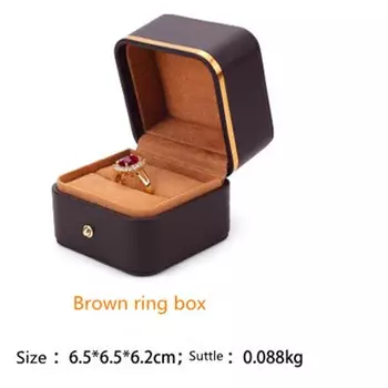 Кожаная шкатулка для украшений TREACHI