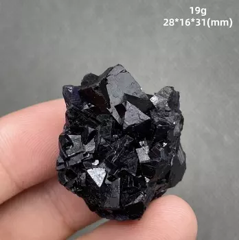 Красный флюоресцентный куб флюорит QIANCHUAN