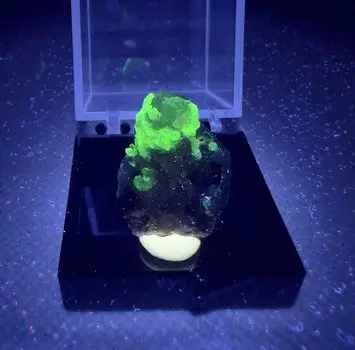 Кристалл гиалит и гранат QIANCHUAN