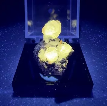 Кристаллы церасситового свинца из Марокко QIANCHUAN