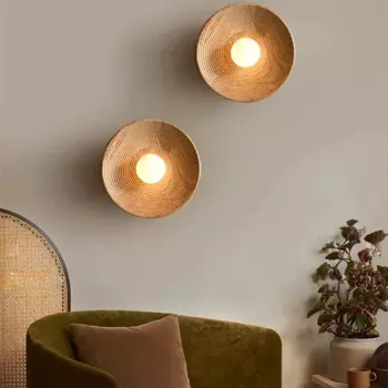 Настенный светильник LOVING LAMPA круглый деревянный