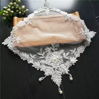 Кружевная подставка для фруктов