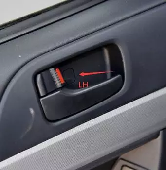 КРЫШКА, ВНУТРЕННЯЯ КРЫШКА ДЛЯ FR или RR, левая правая, OUTLANDER CW0W GRANDIS NA4W LANCER MN 134513 XB MN 134200 XB ЧЕРНЫЙ 2шт 1 пара