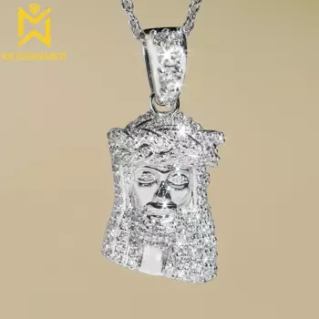 Кулон с головой Иисуса и бриллиантами, 14 к