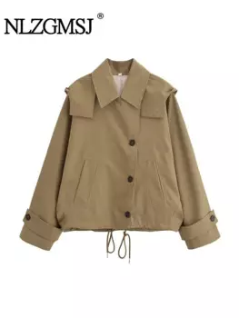 Куртка-бомбер женская осенняя на молнии с капюшоном