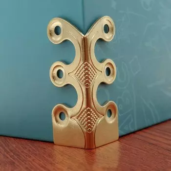 Латунные угловые кронштейны KUNGSPHAN для мебели