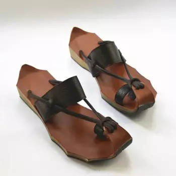 Летние женские босоножки в японском стиле из натуральной кожи