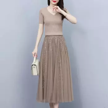 Летний комплект из двух предметов для женщин, вязаные кедровые топы с V-образным вырезом и сетчатая юбка с блестками, женские облегающие костюмы больших размеров, черного, цвета хаки