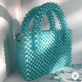 Летняя свежая квадратная женская сумка с бисером, новинка, модная и повседневная Универсальная женская сумка 2024, Настраиваемые цвета