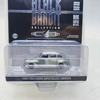 Литая под давлением модель автомобиля Ford Fordor масштаб 1:64 29 - 1948 коллекция сувенирных украшений