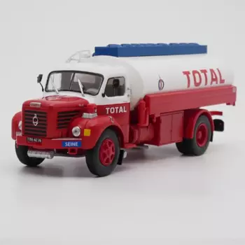 Литая в масштабе 1:43 модель автомобиля IXO Berliet GLR M2 из сплава