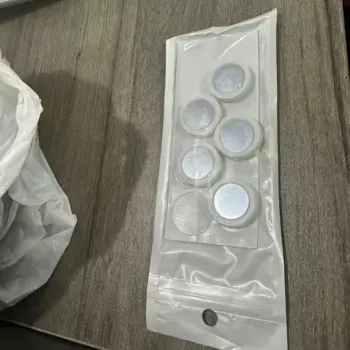 Магнитные крючки MOONBIFFY для пульта