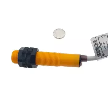 Магнитный бесконтактный выключатель