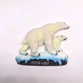 Магниты на холодильник белые медведи