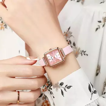 Маленькие квадратные часы, женские часы, новинка 2024, модные женские Роскошные Кварцевые наручные часы, женские часы с индивидуальным дизайном