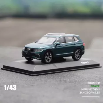 Масштаб 1:43, новый TIGUAN L 2022, имитация сплава, модель автомобиля, литая под давлением игрушка в подарок, коллекционный орнамент, сувенир, игрушки для мальчиков, автомобили