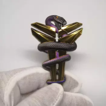 Металлическая памятная медаль черная эмблема Мамба