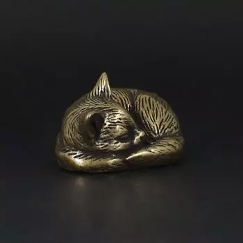 Металлическая статуэтка кошки из латуни