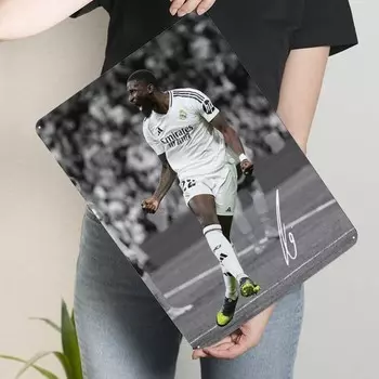 Металлический плакат Антонио Рудигер