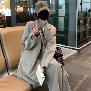 Milk Tea Grey Маленький пиджак для женщин на весну и осень 2024, новый свободный и универсальный маленький повседневный свободный костюм из двух предметов