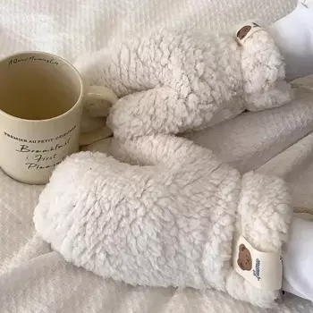 Милые плюшевые теплые перчатки с медведем, мягкие зимние толстые митенки без пальцев, уличные варежки для верховой езды с веревкой, корейские теплые защитные перчатки для рук 2024