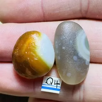 Минеральный образец Агата "Глаз Ангела"