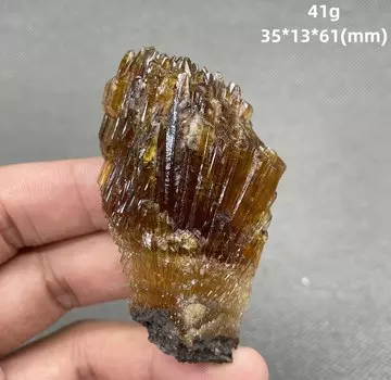 Минеральный образец фасцита QIANCHUAN + кварц и камни