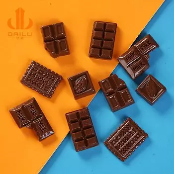 Мини-конфеты из полимера MINISO 10 шт.