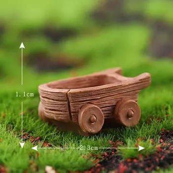 Миниатюра кролика из смолы lrdoelk